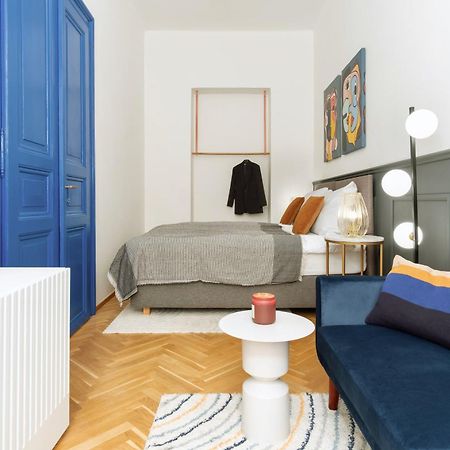 Stru House By Prague Days - Luxurious Apartments Next To National Theatre 外观 照片