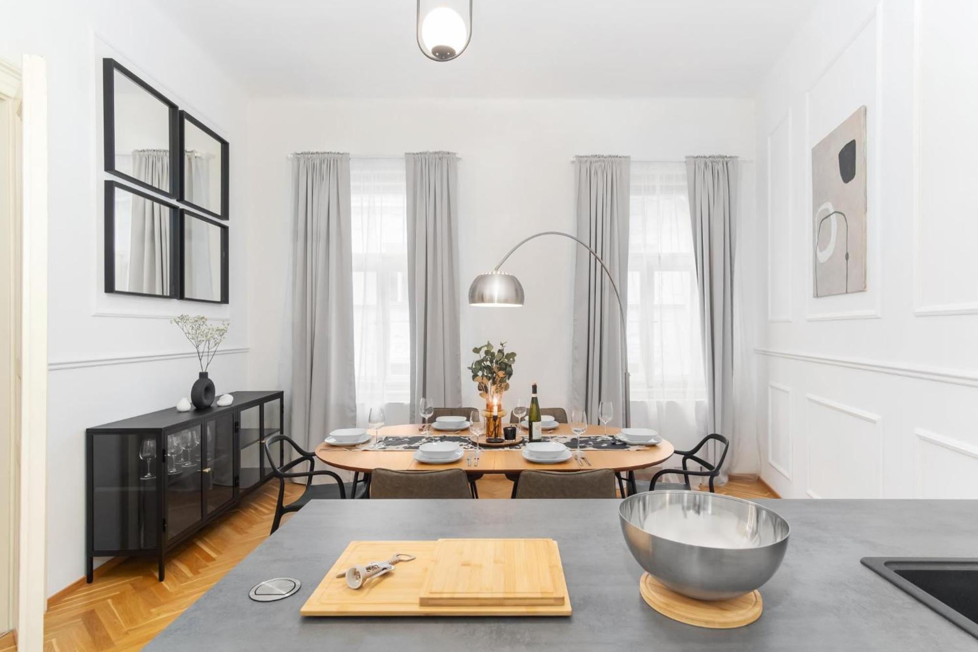 Stru House By Prague Days - Luxurious Apartments Next To National Theatre 外观 照片